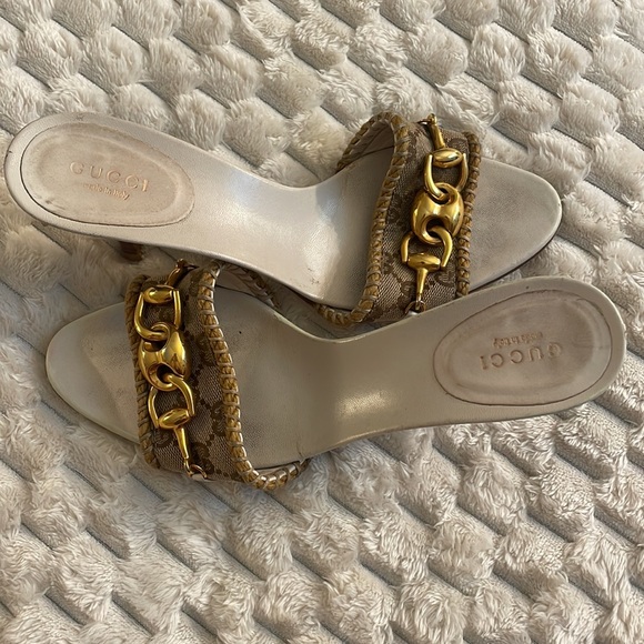 Gucci Monogram Chain Heels - Picture 7 of 12